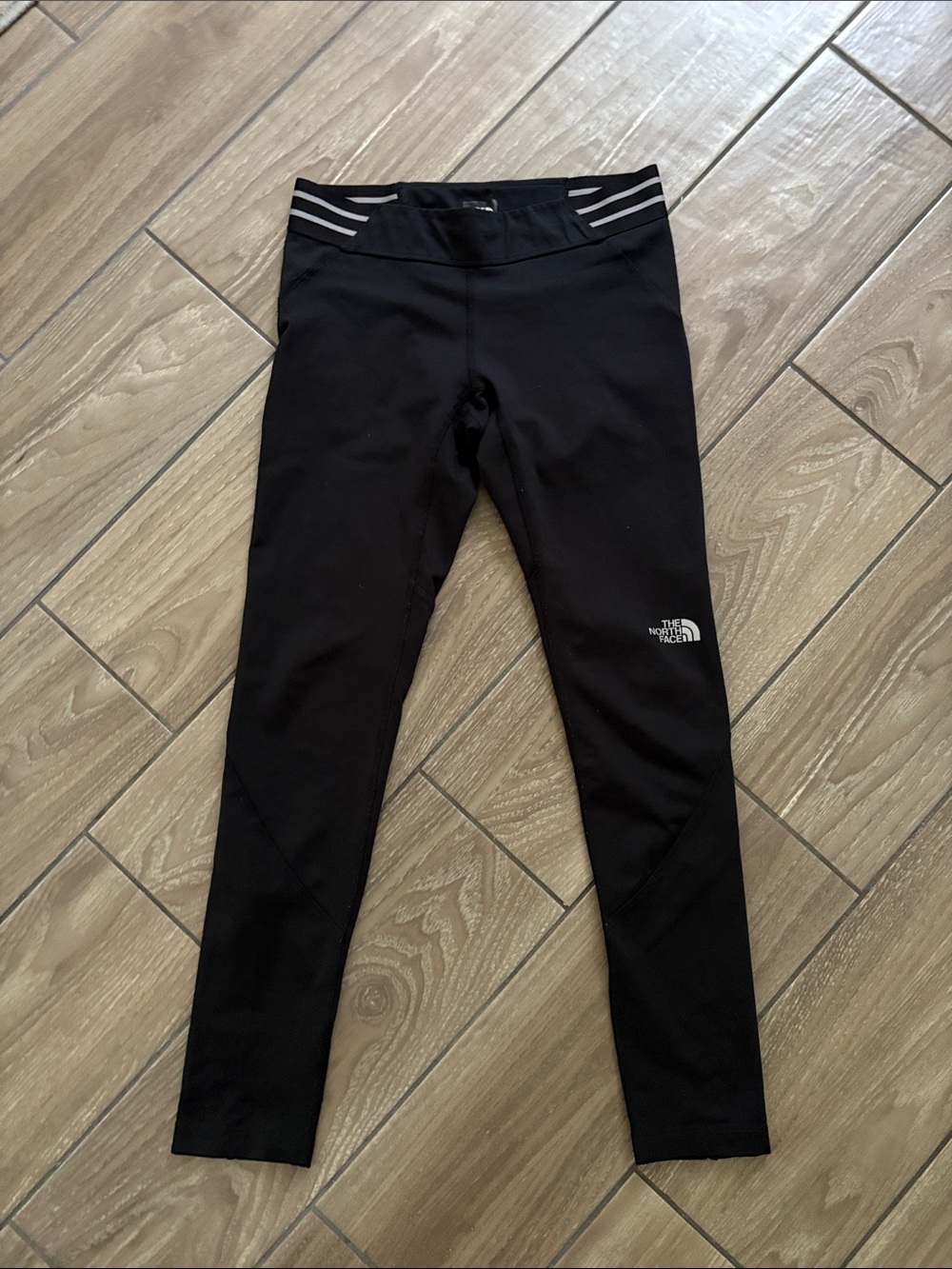 The North Face Winter Warm tights Black reflective Athletic Leggings Medium